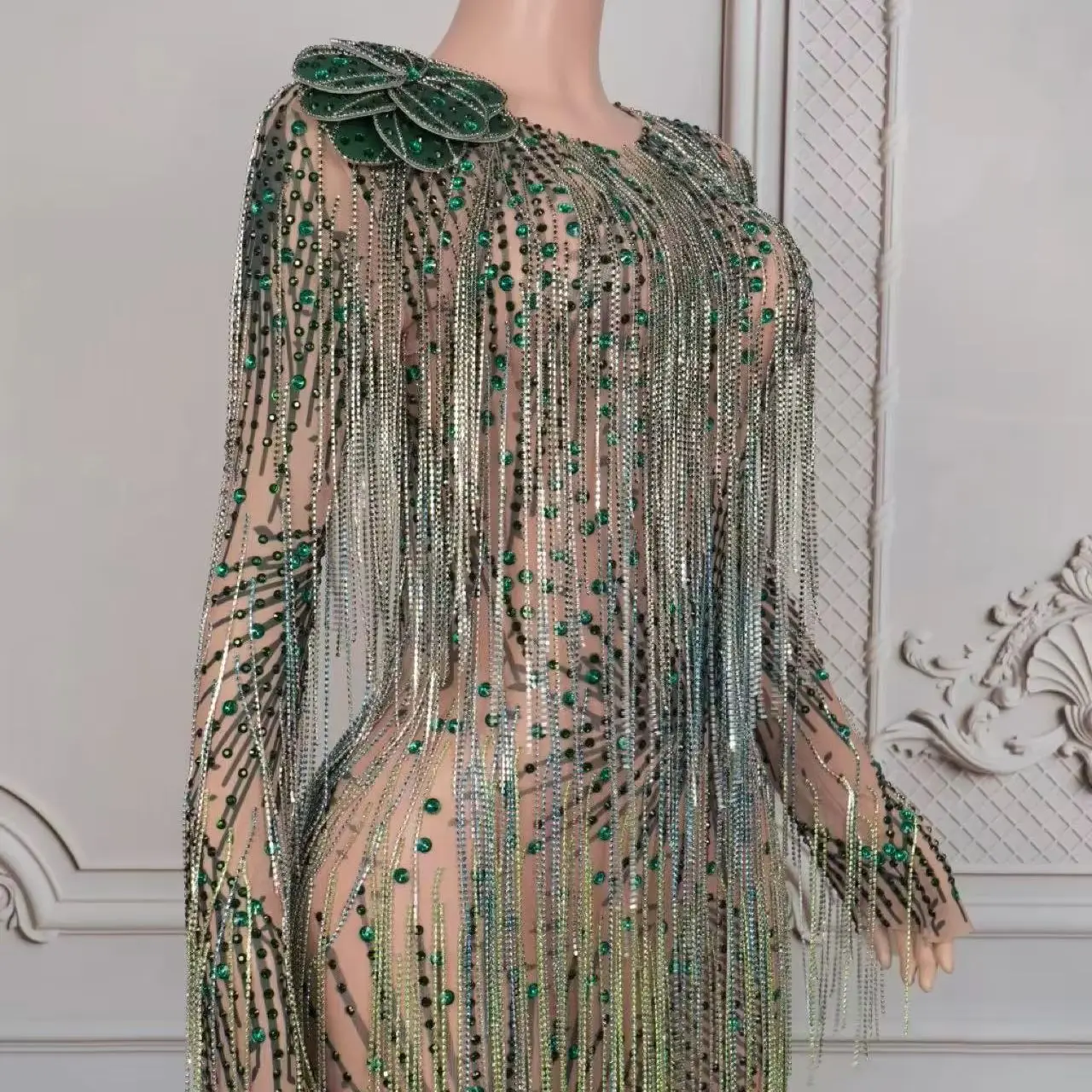 

Lvye Sparkly Green Rhinestone Tassel Party Wear Tight Fitting Long Sleeved Mini Dress Ladies Birthday Celebrate Photo Shoot Wear
