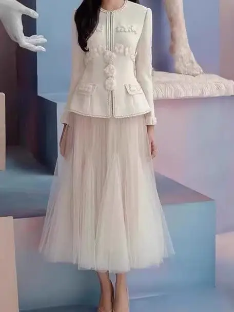 Elegant Lady Autumn Winter Outfit with 3D Flower Top Mesh Skirt Set Thick Tweed Jacket And Lace Skirt for Fashionable Women