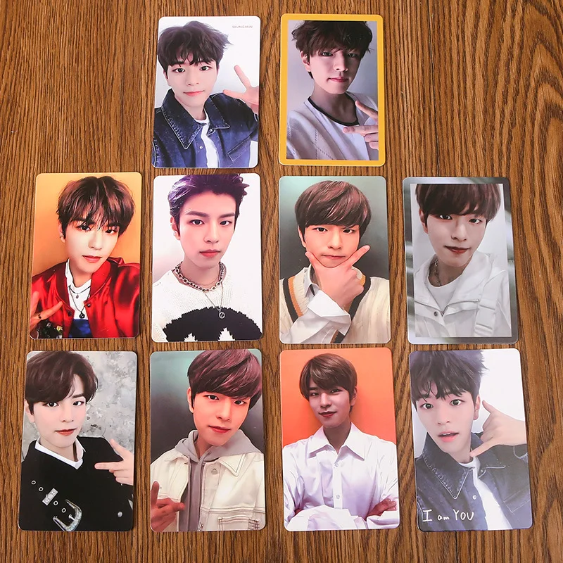 

Stray KIDS star boy group GO live same style small card collection small card SKZOO peripheral star small card