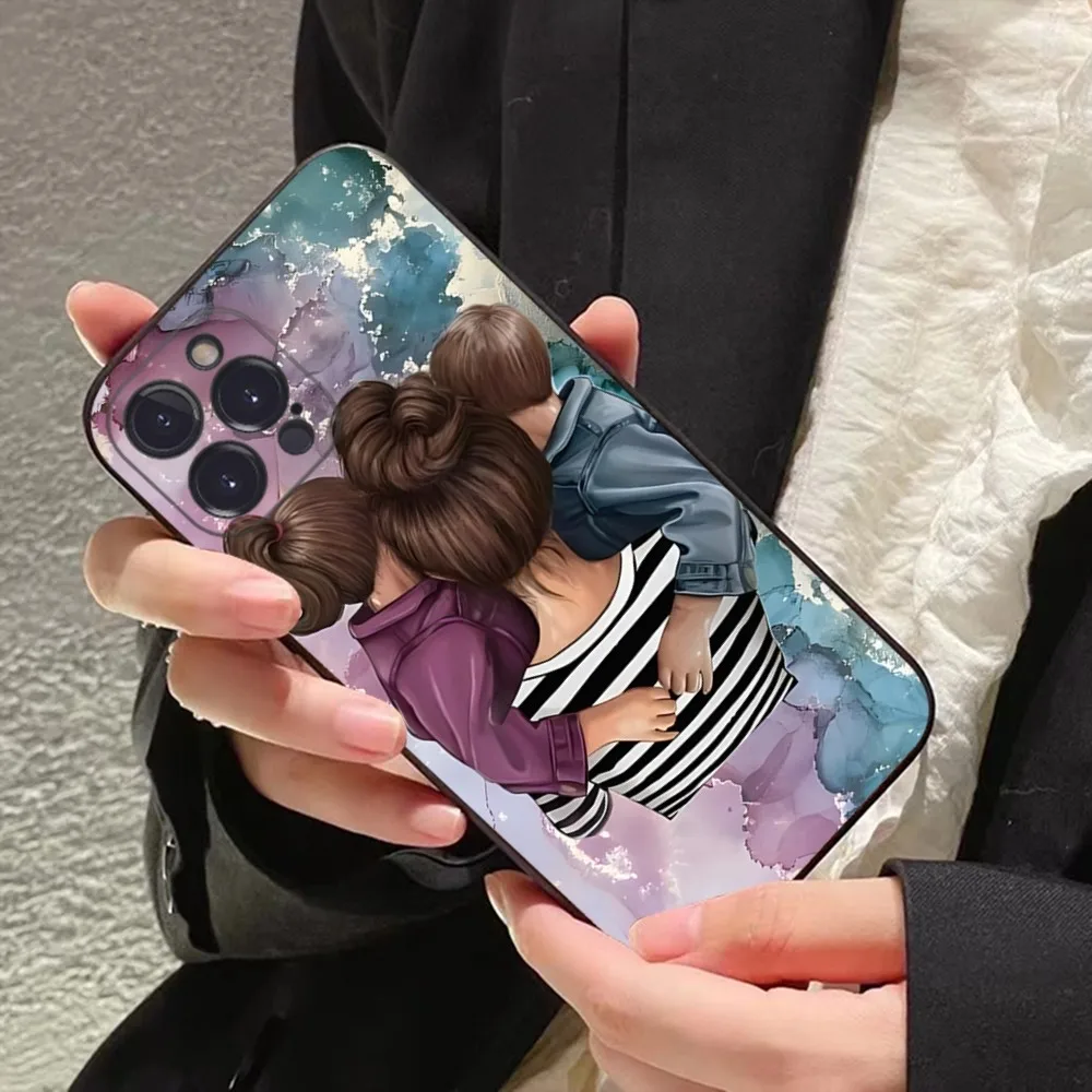 Black Brown Hair Baby Mom Girl Son Phone Case For iPhone 15 14 11 12 13 Mini Pro XS Cover 6 7 8 Plus X XR SE 2020 Funda Shell