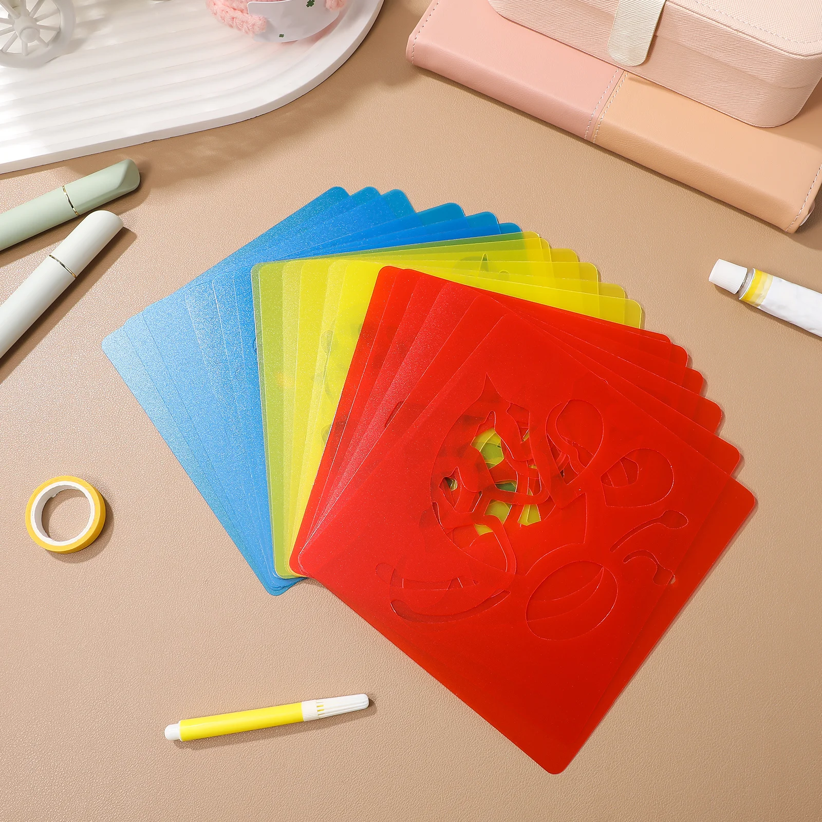 

1Set Animal Stencil for Painting Large Reusable Craft Templates Flexible Easy Clean Stencils for Scrapbook Classroom Decor