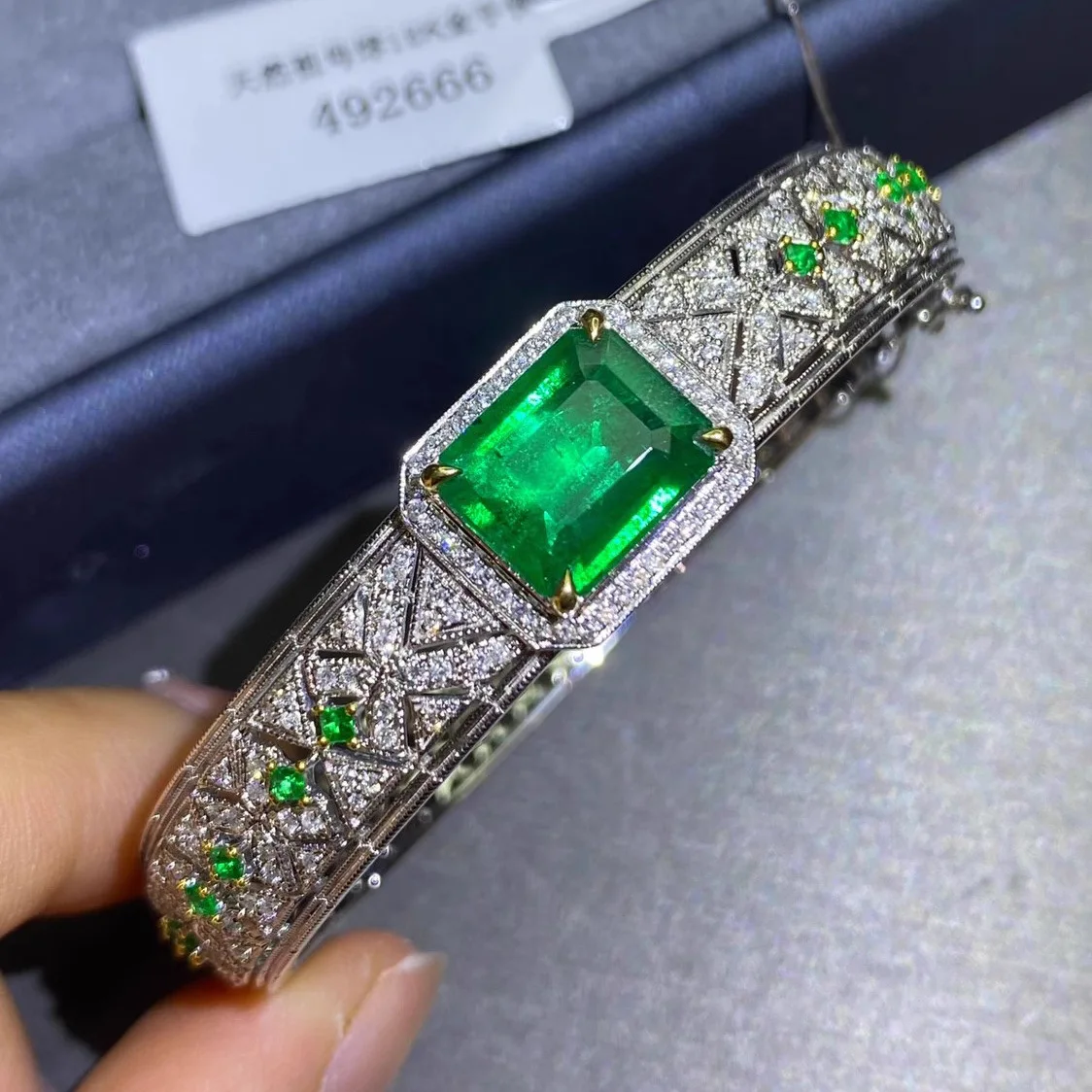 Vintage Lab Emerald Diamond Bangle 14K White Gold Party bracciali di fidanzamento braccialetti per le donne accessori da sposa da sposa