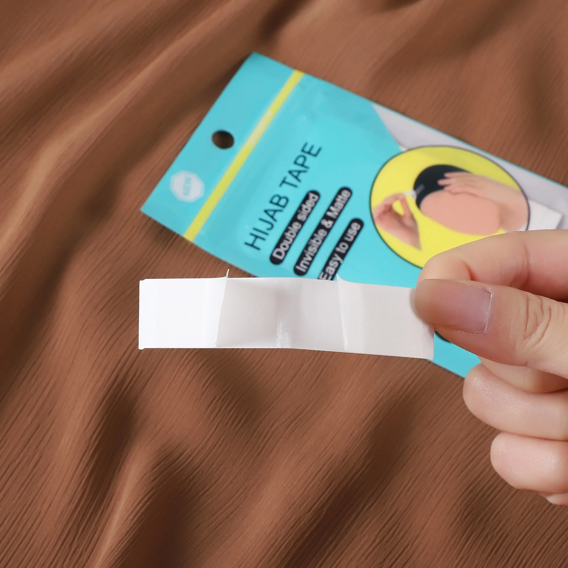 36pcs/set Removable Double Sided Hijab Tape for Muslim Women Non Slip Transparent Scarf Undercap Easy to Use Accessory - view 4