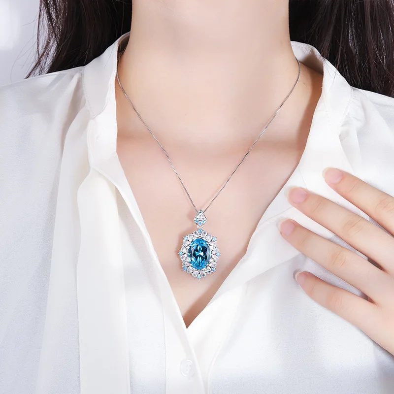 Jewelry Plated New Gold European and American Retro Gemstone Pendant Necklace with Main Stone 13*18