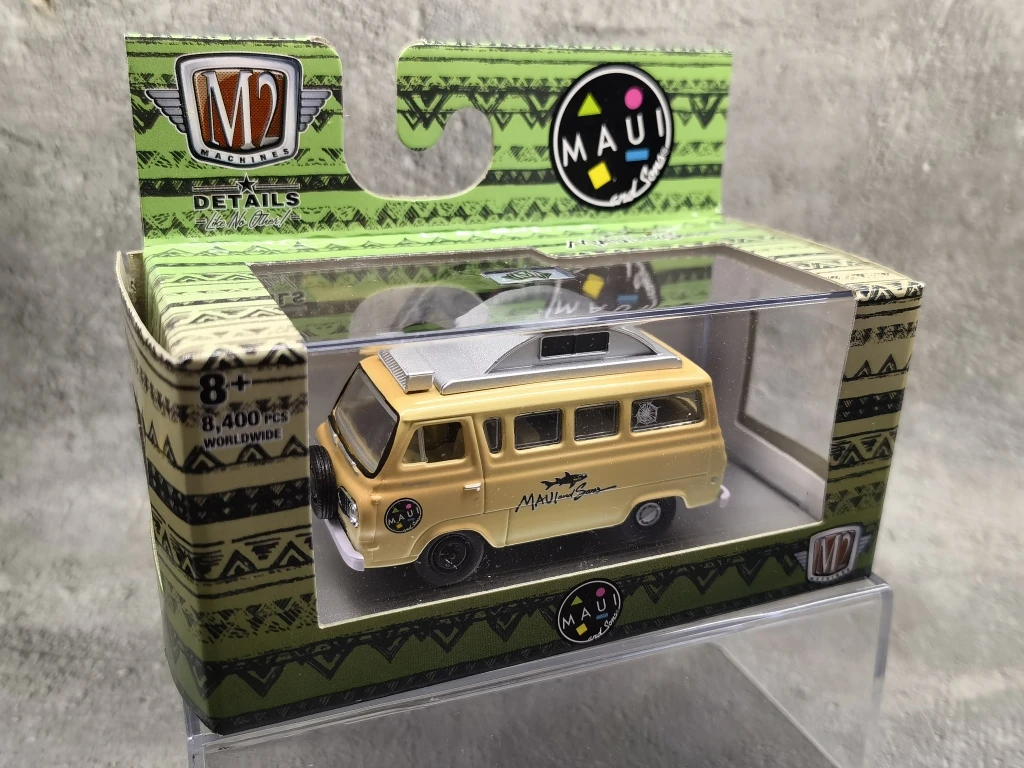 M2 machines 1/64 1965 Ford Econoline Camper Van Die-cast alloy car model collection display child gift