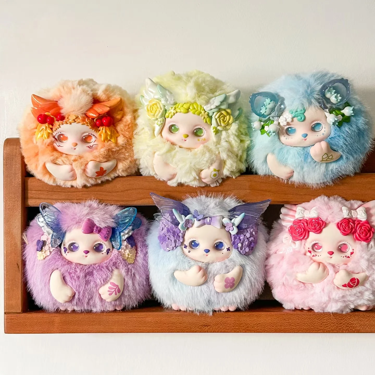 

Original in stock Letsvan Furili Hana Tian Xian Zong V2 plush toy model figurine trendy blind box kawaii ornament toy gift
