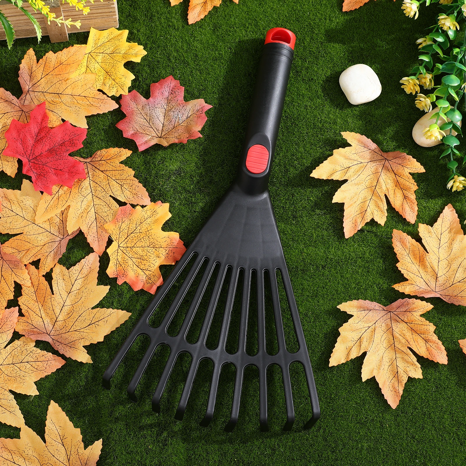 Leaf Rake Plastic Garden Rake Hand Tool With Handle For Removing Flower Bed Gardening Rakes Outdoor Use Leaf Cleaning Tools