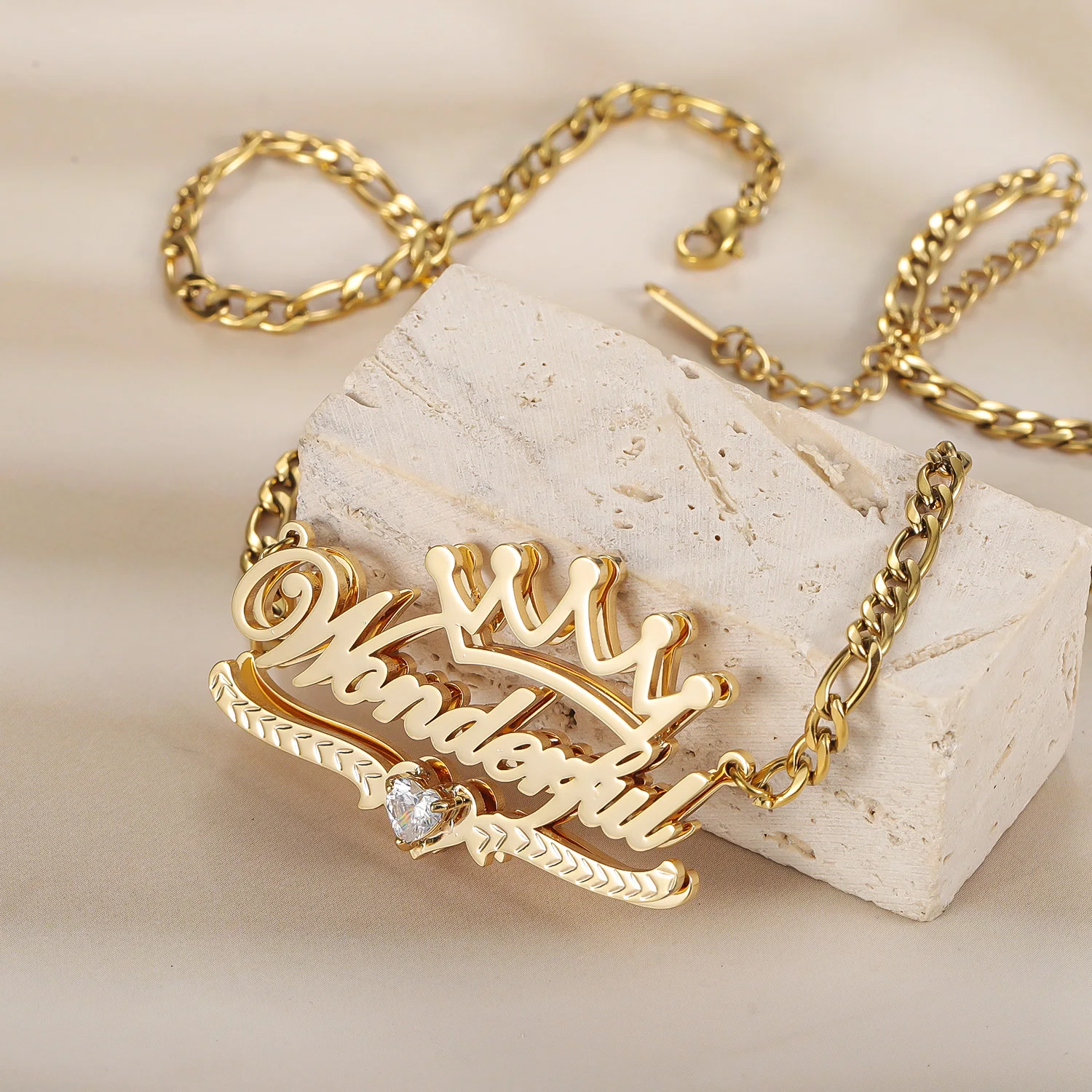 Custom Chunky Name Pendant Necklace with Crown Detail and Crystal Charm Thick Figaro Chain Y2K Accessories Birthday Gift for Her