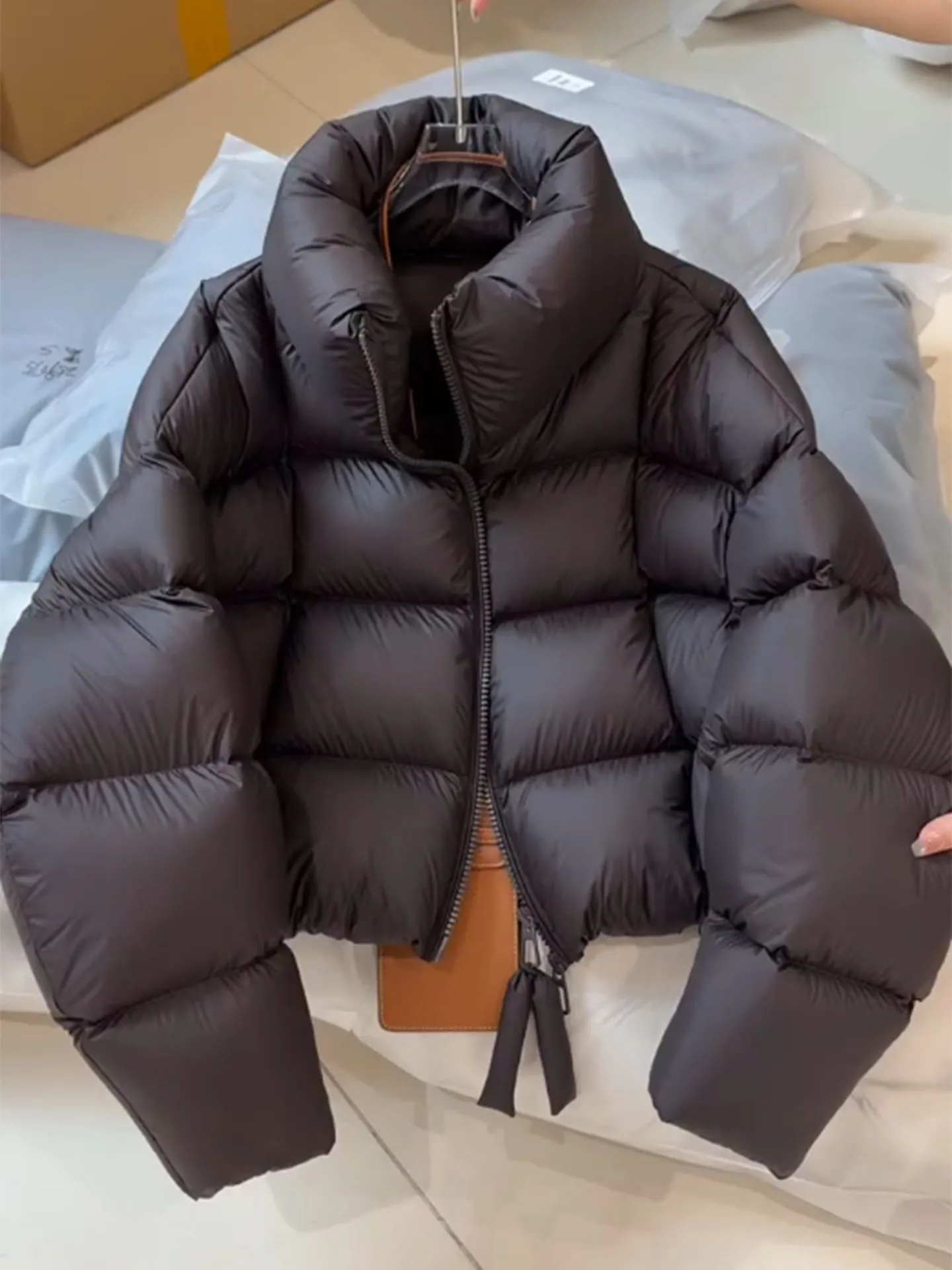 

Korean Sle ort Puffer Jaet Women's Bla Faux Fur Coat Winter Thiened High Waist Long Sve Zipper Closure Warmth