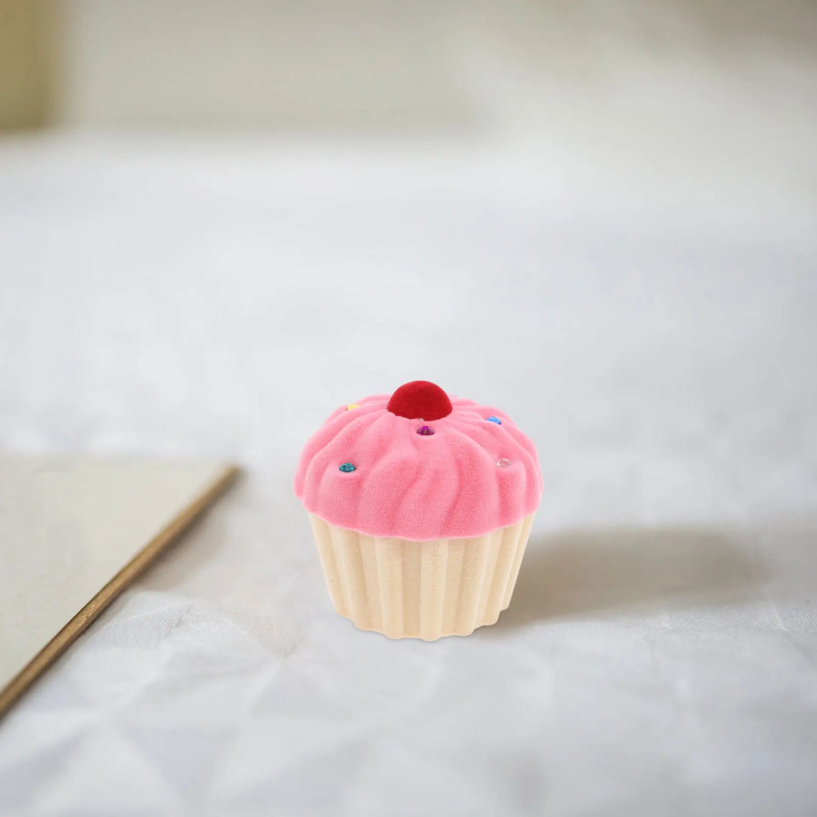 Rustic Cake Cup Shape Ring Box Pink Beige Composite Material Elegant Vintage Wedding Engagement Jewelry Case Gift Organizer
