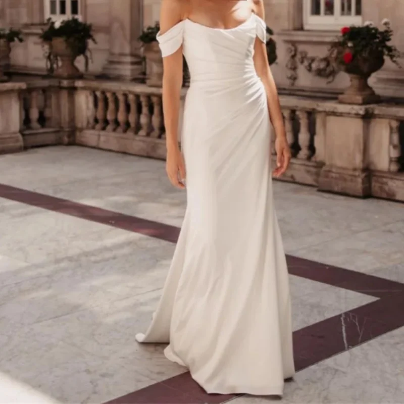 

Blossom Elegant Fishtail Dress Wedding Dress With Round Neck And Off-Shoulder Satin Minimalistic Style Bridal Dress