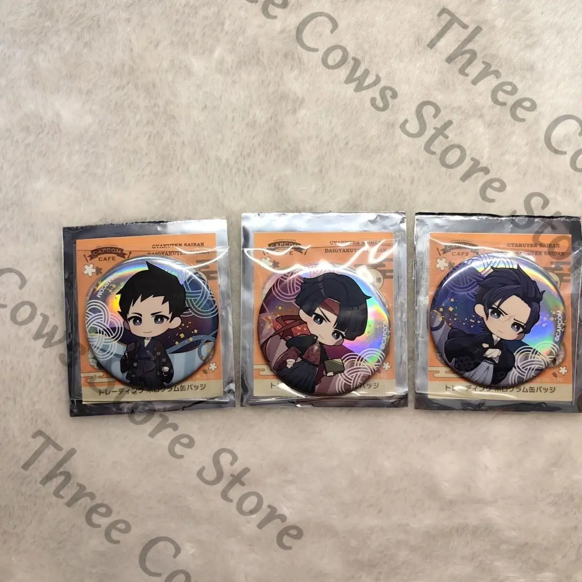 

Аниме Ace Attorney Barok Van Zieks Phoenix Wright Miles Edgeworth Косплей Мультяшный значок Эмблема Брошь Орнамент Талисман Рождественский подарок