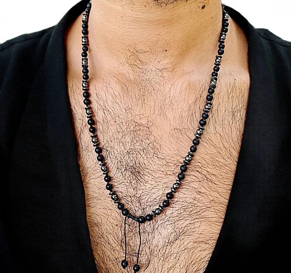 

Fashion Handmade Frosted Stone Black Beaded Necklace for Men Ethnic Retro Hematite Long Pendant Necklace Jewelry Party Gifts