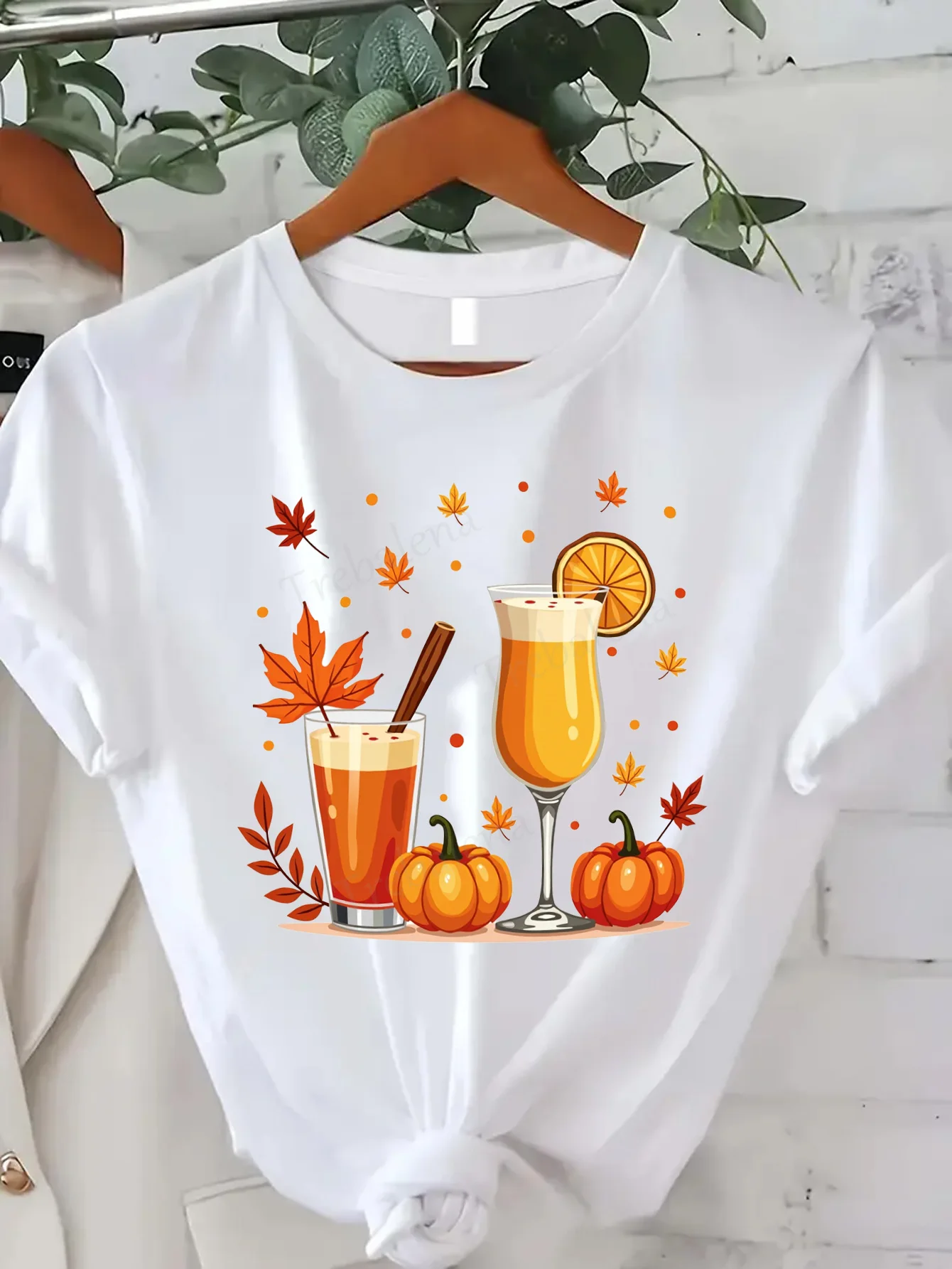 

Удобная женская футболка с принтом, осенняя коктейльная футболка с тыквой и пряностями, дизайн осенних листьев и напитков