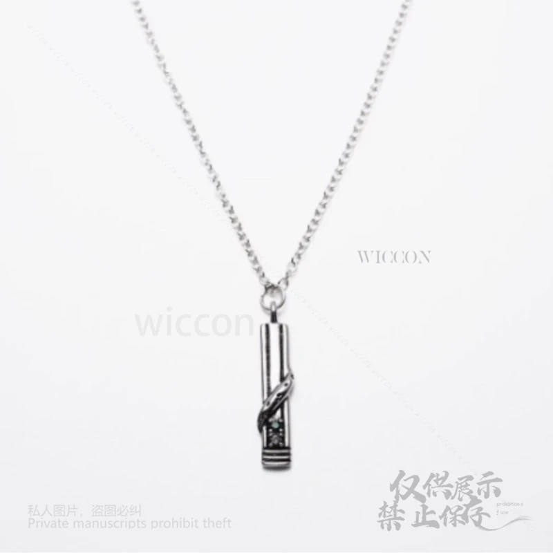 أنيمي شيطان تأثيري Iguro Obanai زي القتلة 50 سنتيمتر طول السلسلة 2.8 سنتيمتر قلادة الدعائم ملحق الرجال هالوين هدية عيد ميلاد