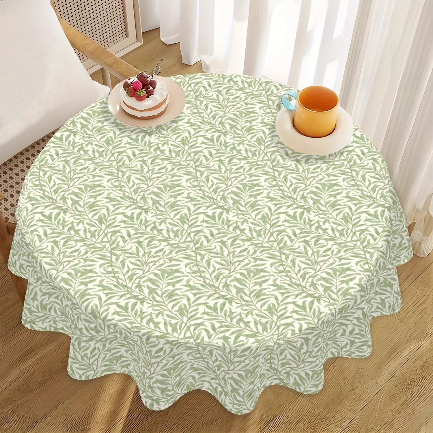 One-piece green leaf pattern tablecloth, 61 inches, 100% polyester, machine washable