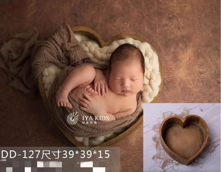 Newborn Photography Props Vintage Wooden Basin Moon Heart Box Infants Baby Photo Posing Shooting Accessories Sofa Bed Basket