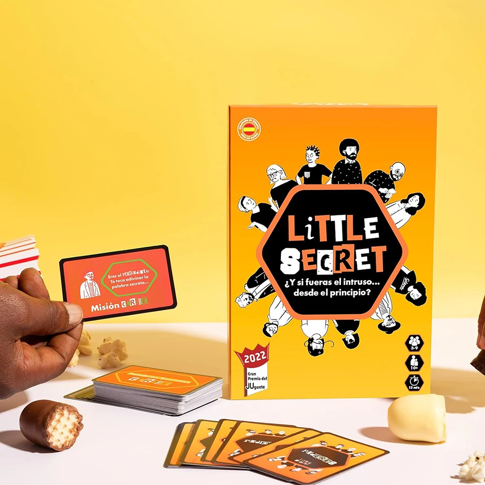 Juego de Mesa El Pequeño Secreto Juego de Cartas Español para Fiestas Familiares y Amigos Juego de Estrategia Deduction Social p