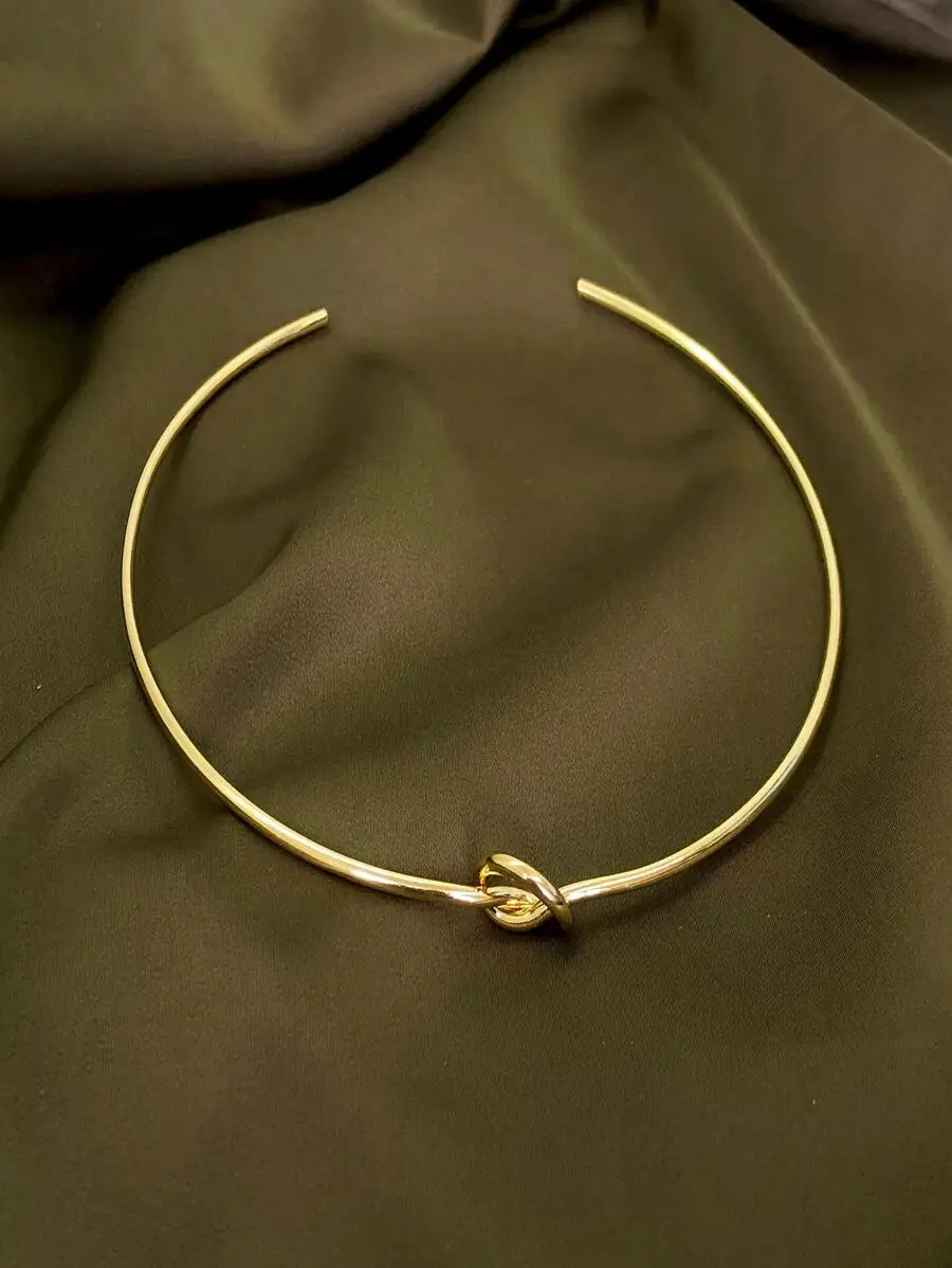 Knot Design Cuff Choker Necklace For Women