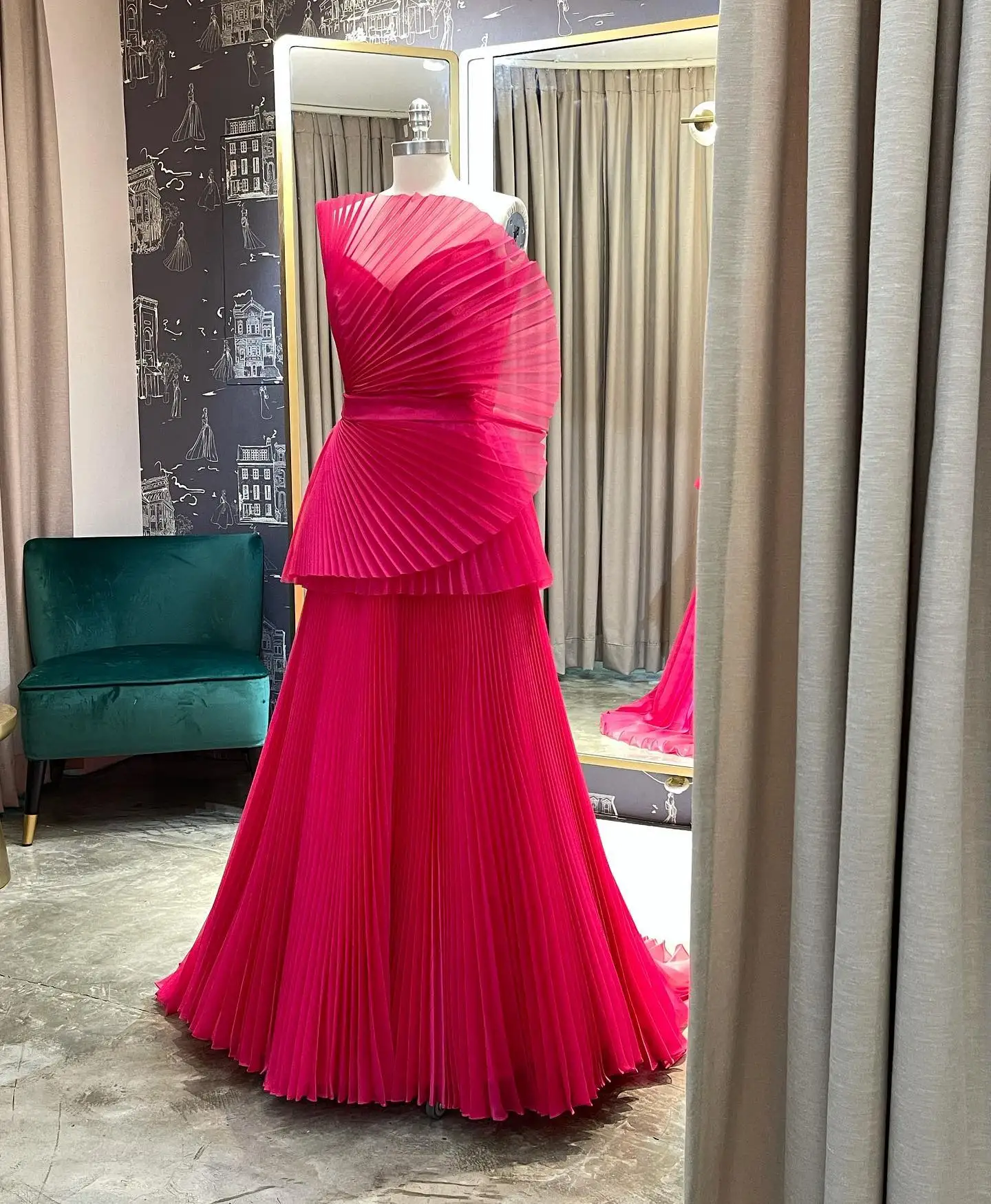 Real Image Fuchsia Pleated Long Formal Party Dresses Strapless A-line Folds Women Wedding Party Dress Maxi Gowns