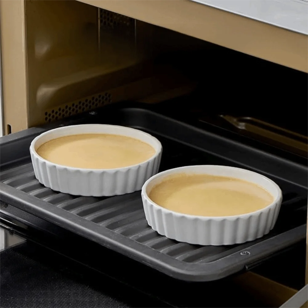 

6pcs Individual Serving Ceramic Creme Brulee Ramekins Shallow Round Souffle Dishes White Pie Baking Tray Bakery
