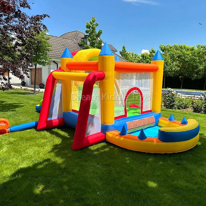 Immagine 5: Castello Gonfiabile Personalizzato per Bambini da Esterno e Interno con Scivolo e Piscina di Palline - Promozione Vendite