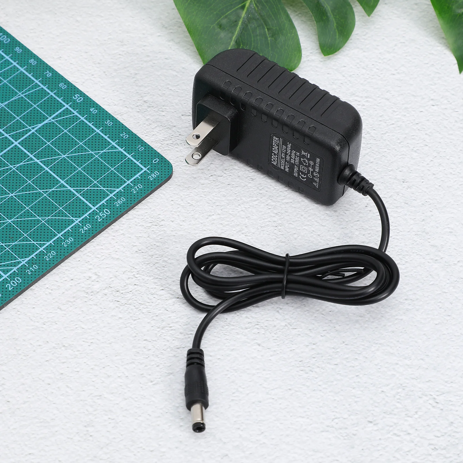 

Aquarium LED Lights Power Adapter for Fish Tank Lamp Supply 12V DC Output Voltage Stable Reliable Easy Installation