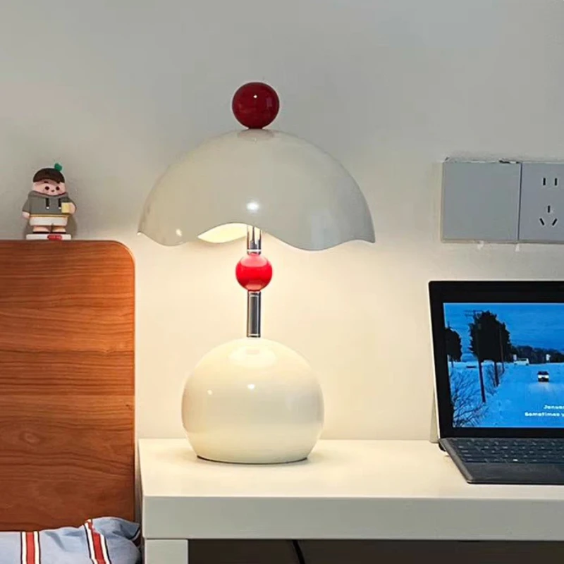 Modern Minimalist Cream Style Eggshell Table Lamp Bauhaus LED table light for Study Room Bedroom Bedside Lighting Fixture