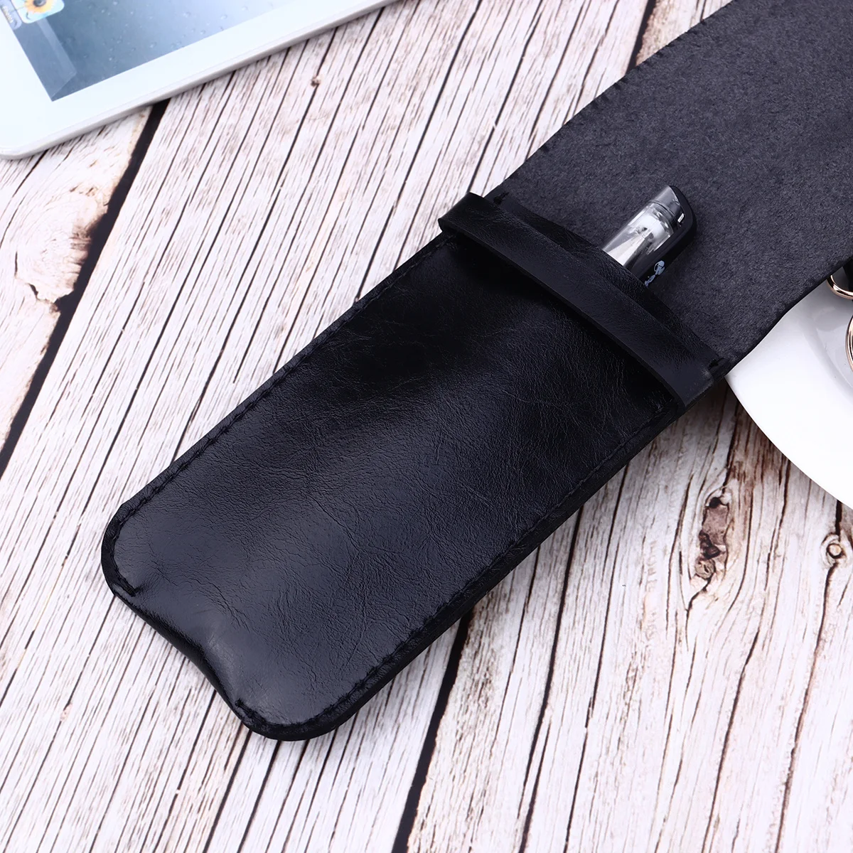 1Pcs Pen Protective Sleeve Handmade Vintage Gift for Families Friends Suitable for Any Occasion Black Pen Case