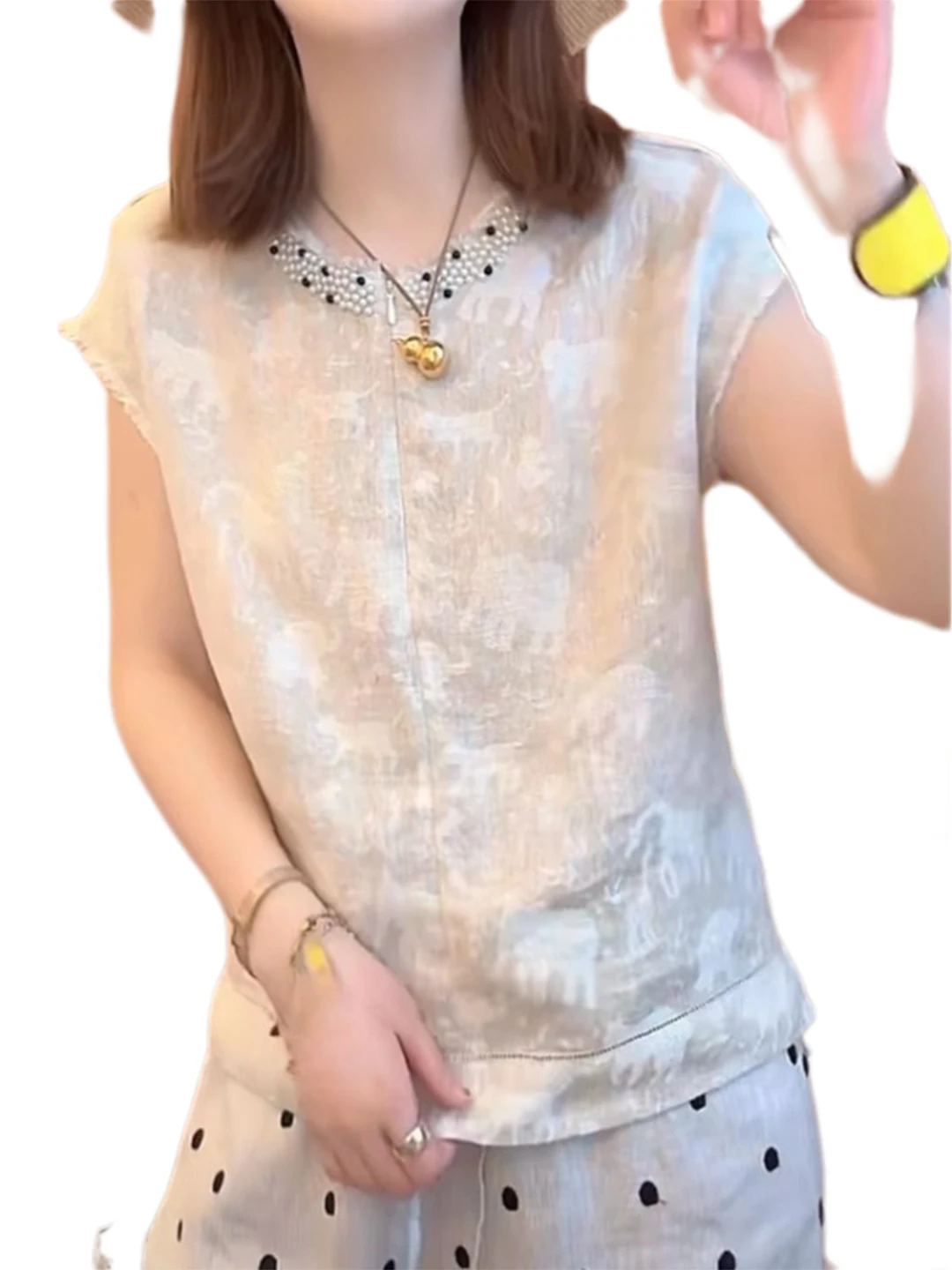 Ciężko zdobiona lniana bluzka lub sukienka damska letnia luźna plus size casual wyszczuplająca z efektem modelującym sylwetkę, haftowana.