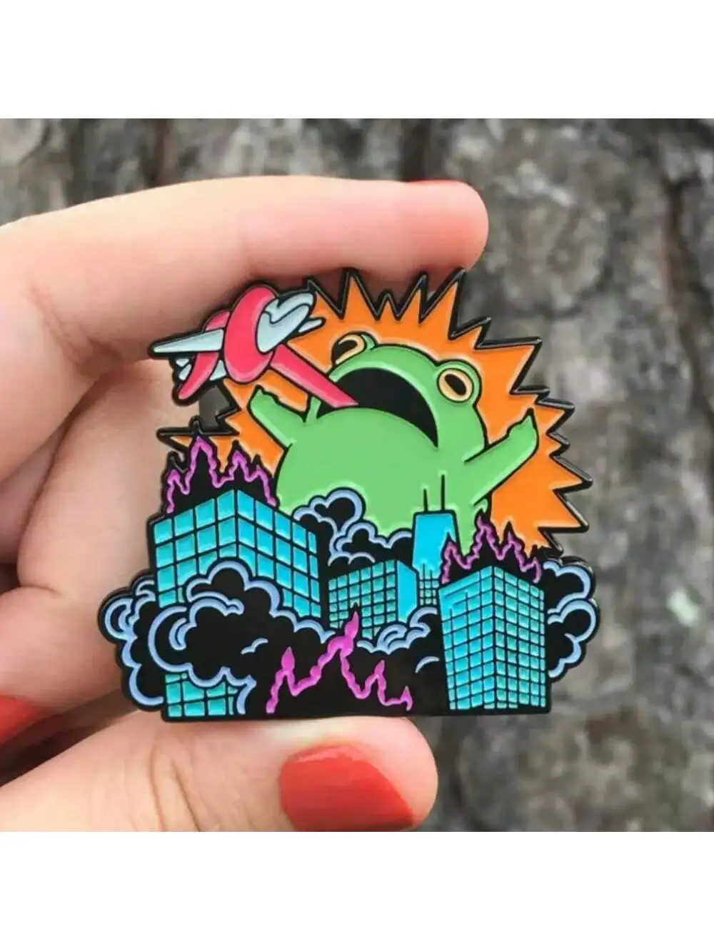 Eye-Catching Frog Monster Brooch - Perfect for City Badges and Fashionable Accessories