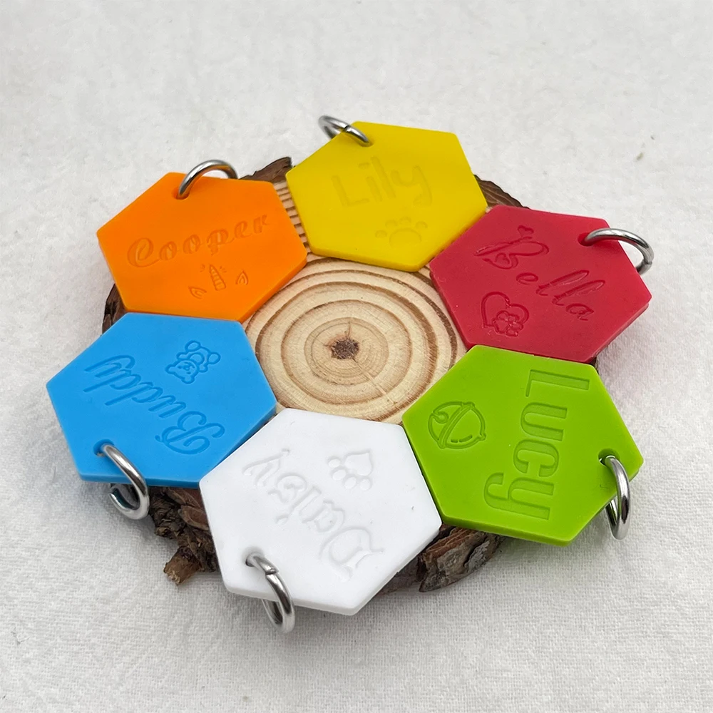 Hexagon Shaped Dogs Tags Silicone Pet Anti-lost ID Tag Dog Collar Tag Engraved Name Phone Number Custom Pendant Puppy Collars