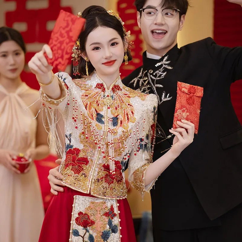 

Heavy Industry's new Chinese-style toasting and going out Phoenix Crown Xia dress