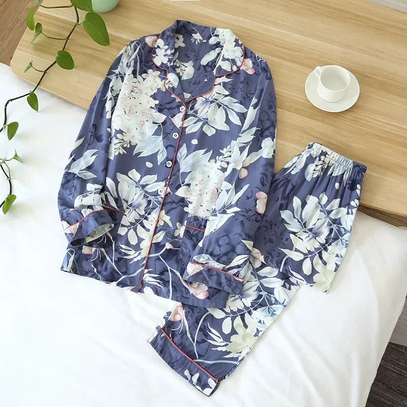 New spring and summer ladies viscose pajamas cover man-made cotton long-sleeved cartoon cartoon loose soft and thin home service