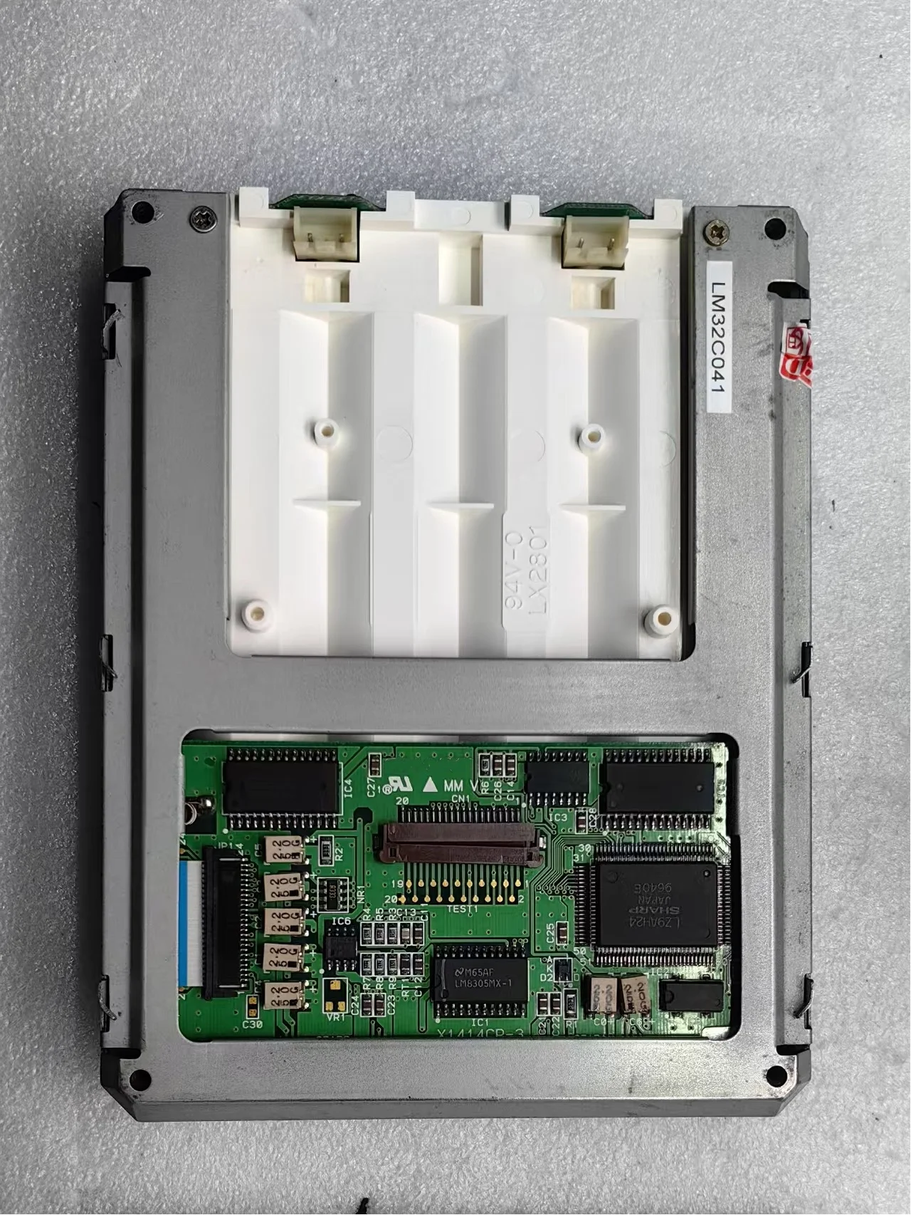 LM32C041 Панель ЖК-дисплея