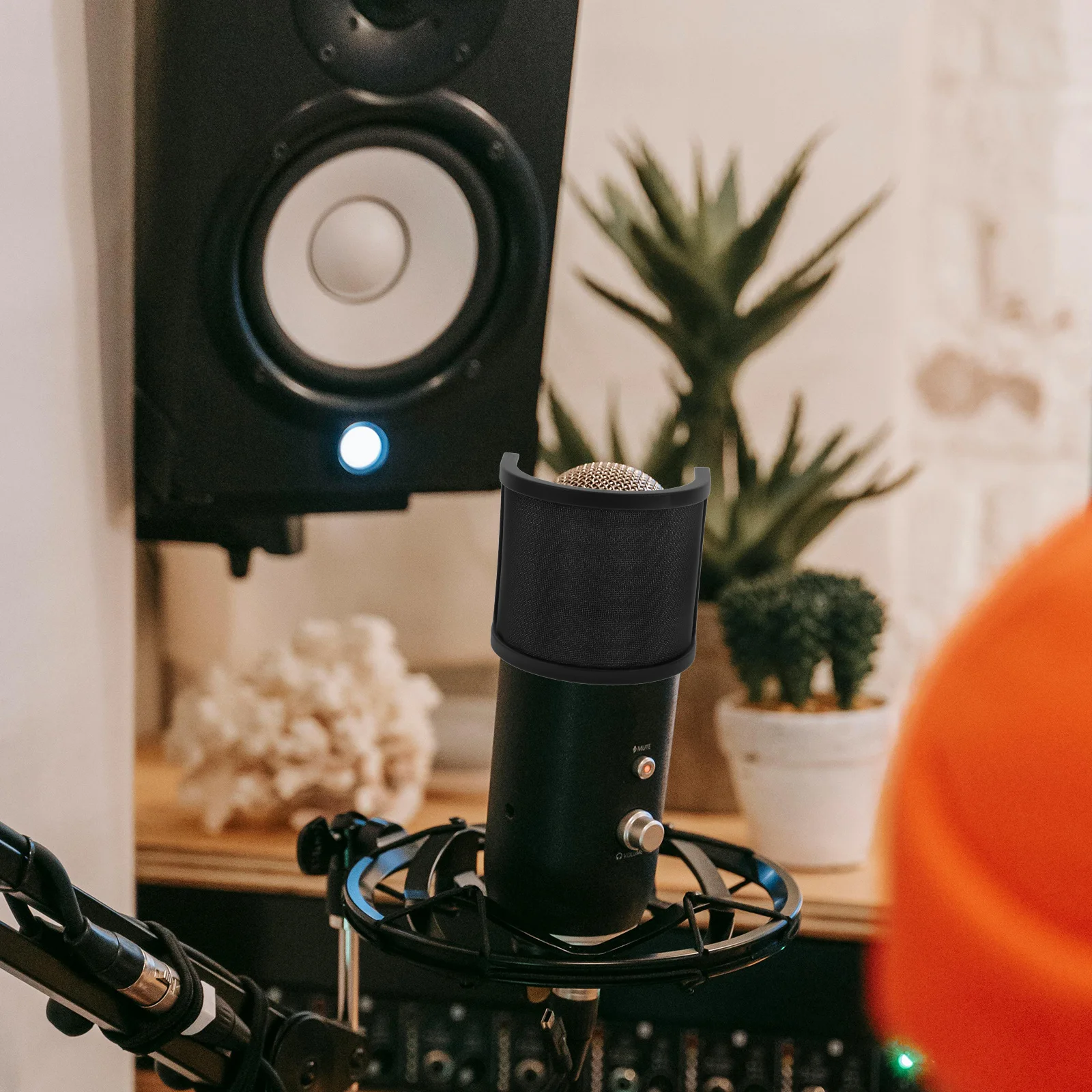 

U-Shaped Dual Layer Pop Filter For Microphone Windscreen Cover Noise Isolation Shield Mic Reflection Filter For Vocal