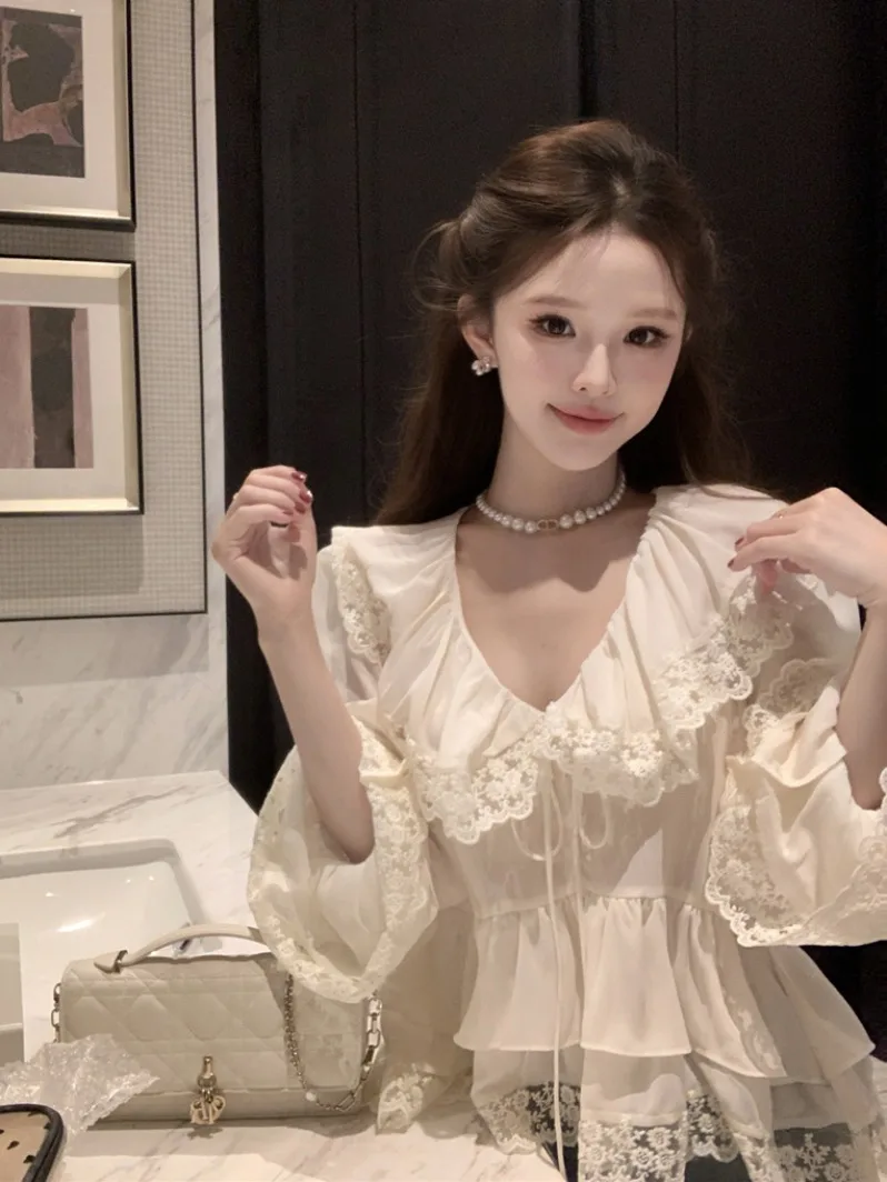 

Lace V-neck Thin Shirt Women Summer Sweet Lace Trim Slimming Versatile Top Long Sleeve Court Style Waist-cinching Snowflake S...