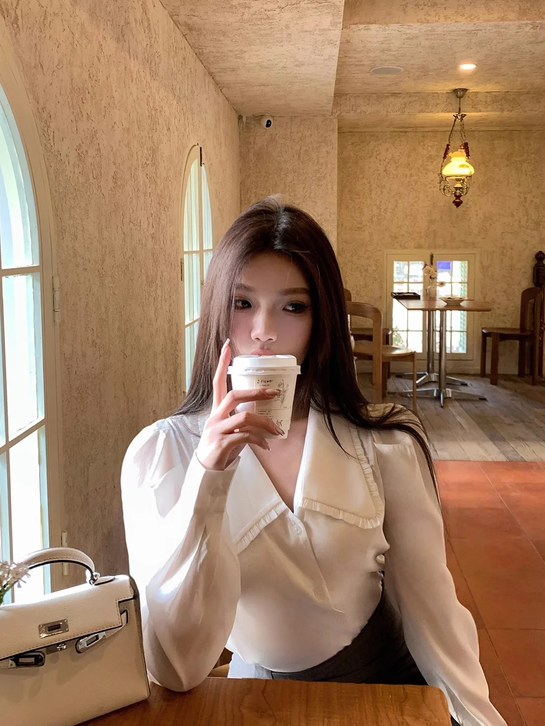 

Женская белая блузка EU IIWAN Design Sensation: Весенняя, для офиса, свободного кроя, с длинным рукавом, дышащая, модная.