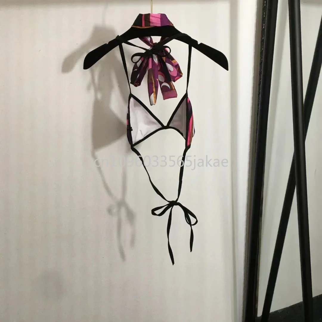 2025 novos conjuntos de biquíni com faixa de cabeça feminina, trajes de banho de design de moda, marca europeia, trajes de banho tankini sexy