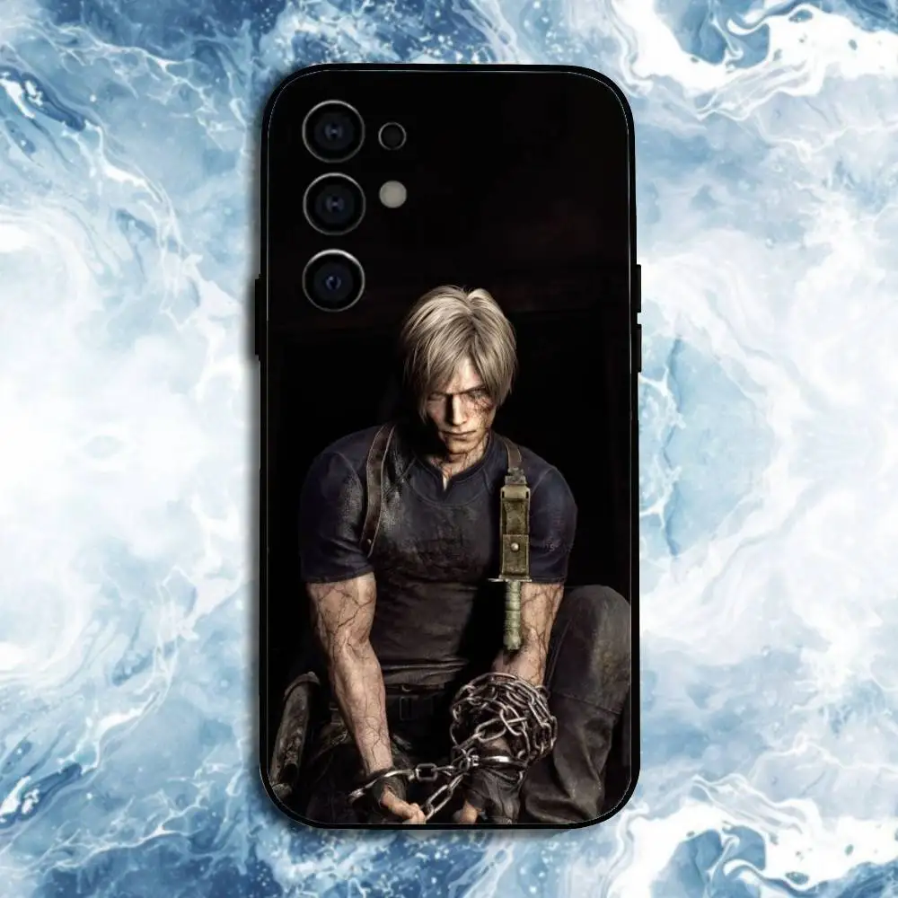 حافظة لهاتف ليون كينيدي ريزدنت إيفيل 4 لهواتف سامسونج S25، S24، S23، S22، S21، S20، Plus، Fe، Lite، غطاء أسود آخر