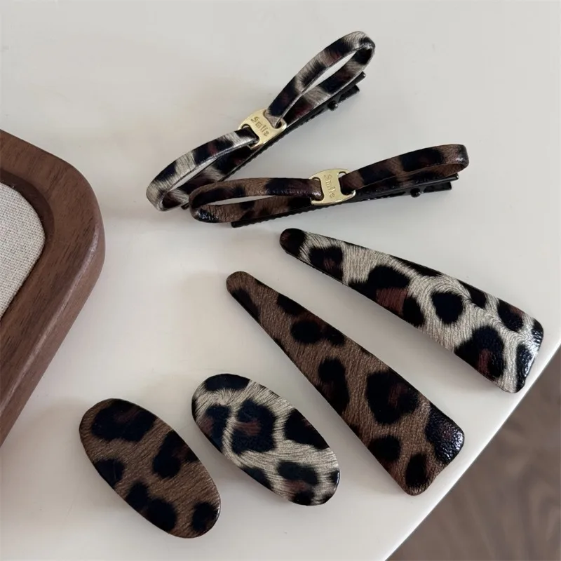 Leopard print series leather triangular bb clip retro style hairpin advanced sense side clip duck bill clip side clip Headwear