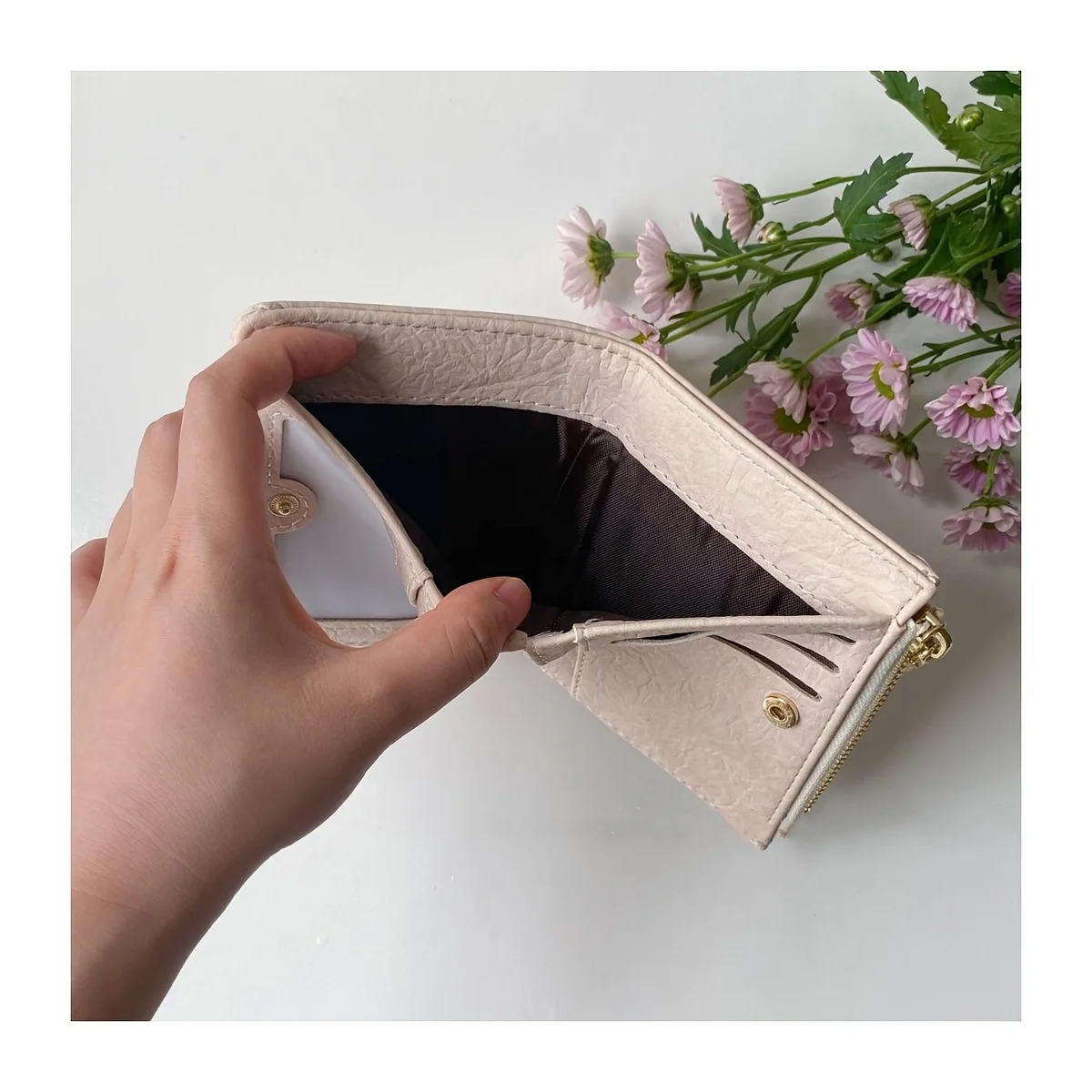 محفظة ريترو متعددة الاستخدامات للنساء والفتيات، حامل معرف متعدد الوظائف، حامل بطاقات بسحاب عالي الجودة، محفظة عملات معدنية بسيطة