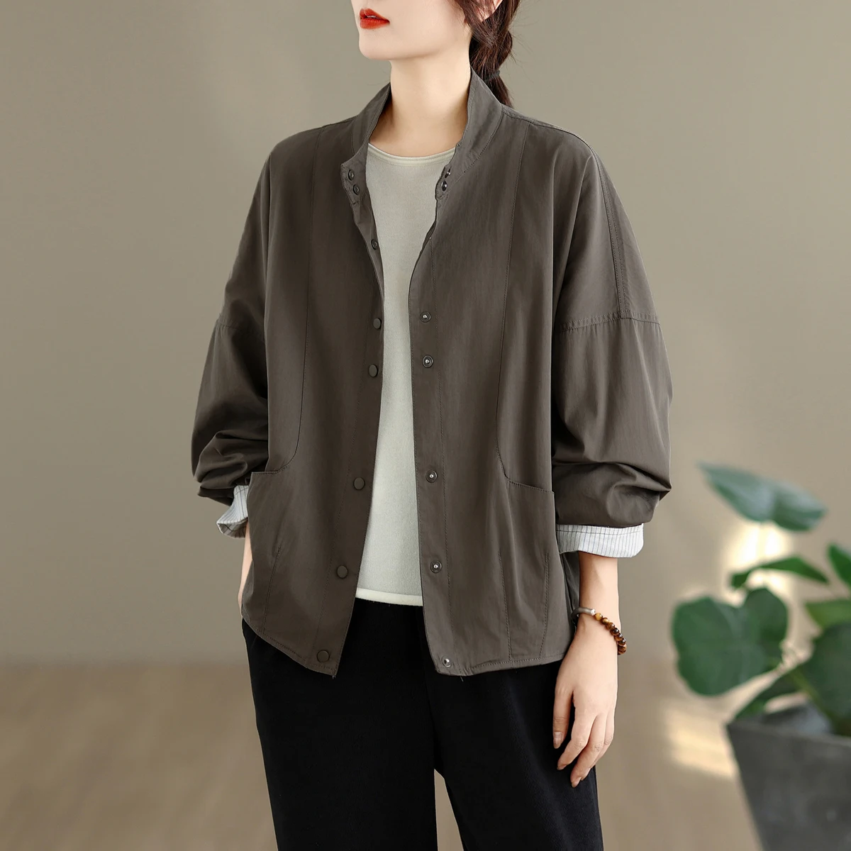 Casual Striped Jacket with  Organic Cotton Short Outerwear Stand Collar Shirt for Women Early Autumn Fashionable