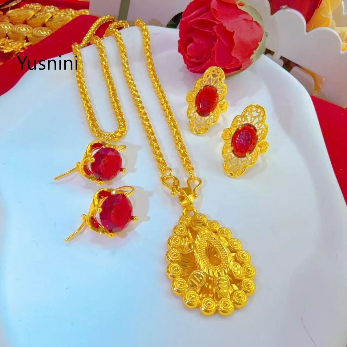 

Новый модный набор украшений из Дубая: позолоченные 24-каратным золотом ожерелье, серьги и кольца, изысканный комплект для помолвки или вечеринки, подарок для любимой.