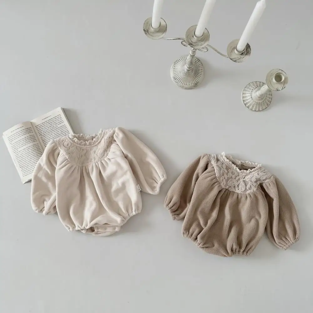 

2024 Winter Warm Comfy Lace Spliced Babies Girls Jumpsuit Baby Newborn Things Solid Color Simple Thick Toddler Children Clothes