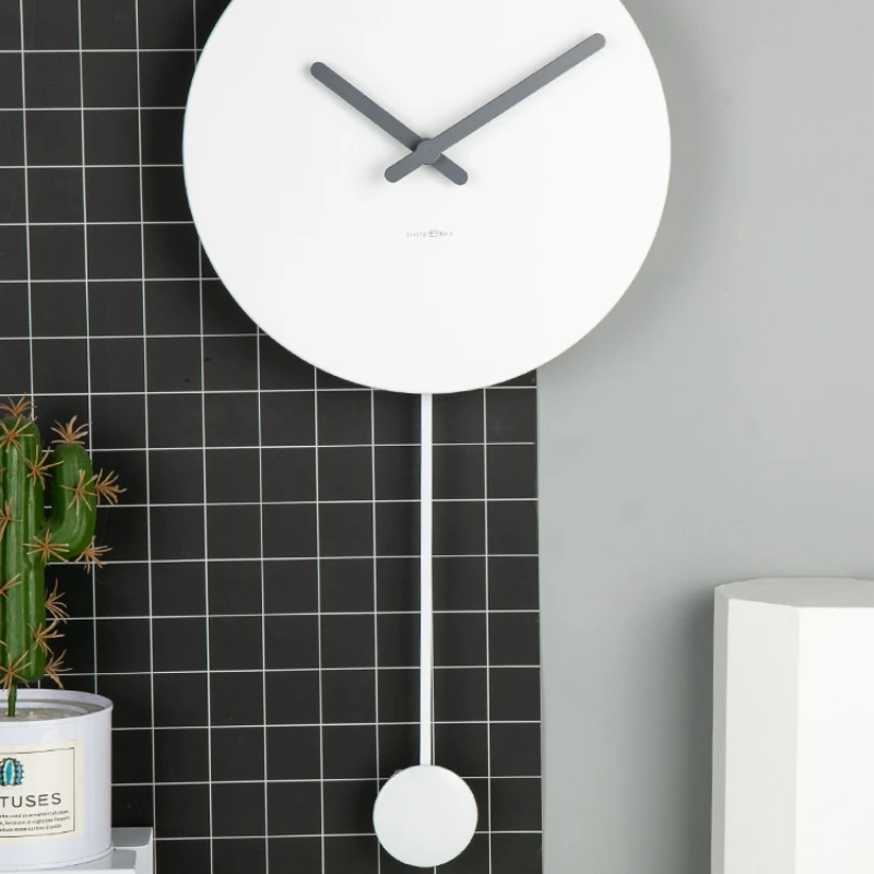 

Wooden swing wall clock, minimalist silent clock, living room, bedroom, creative, Nordic modern minimalist style, wall clock