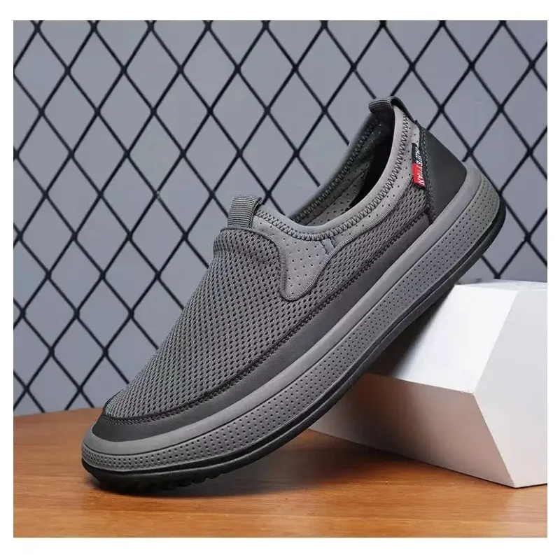 Mesh Surface Super Breathable Men's Summer Breathable Sports  Mesh Summer 2026 Old Beijing Cloth Shoes