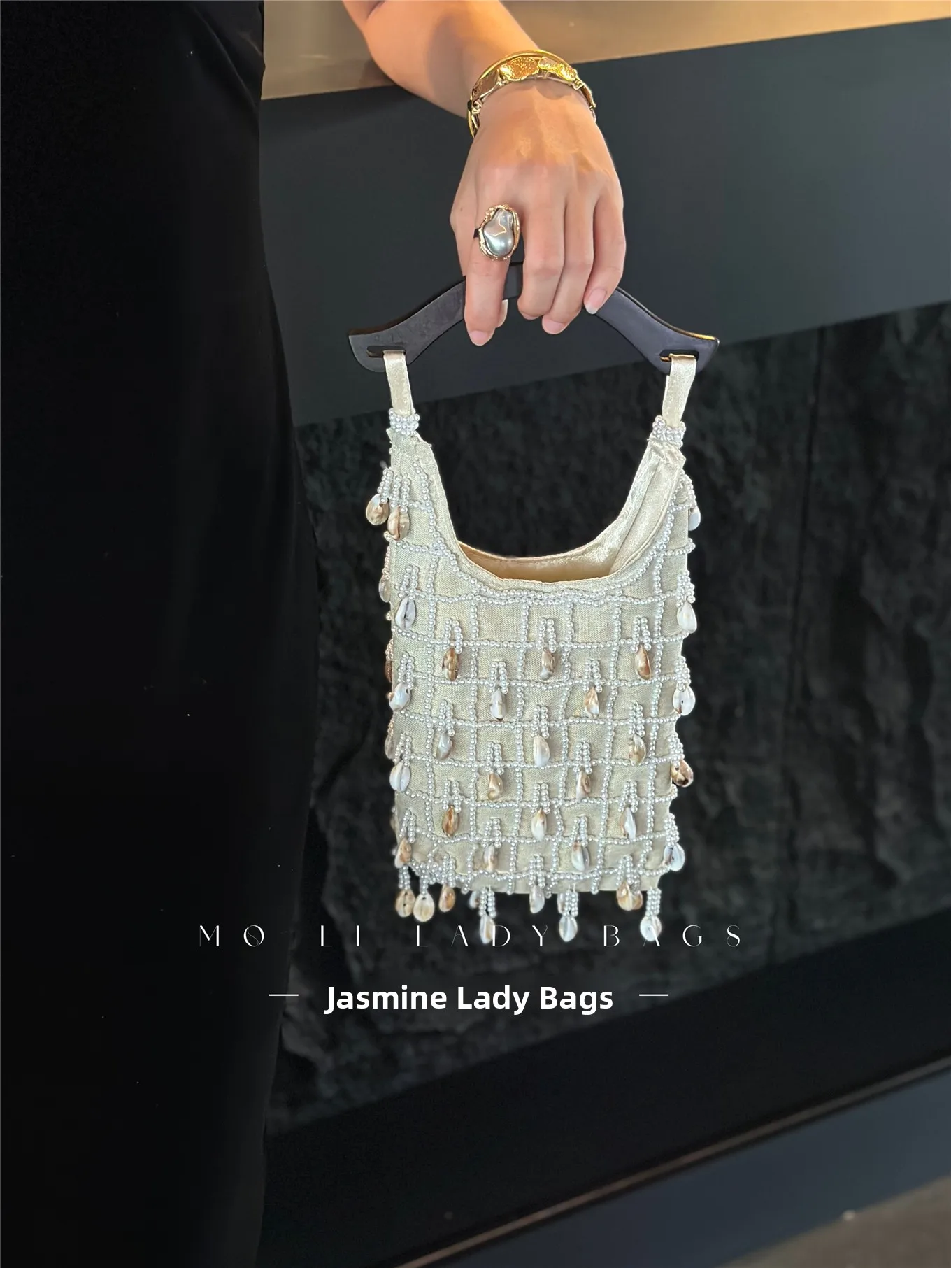 Simple Weave  Bead Cloud Grid Handbag Shoulder Bag Autumn Winter Cream Color Fragrance Style Handbag Women's Purse