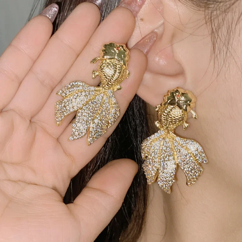 MDLFES مويسان الماس نمط الأصلي الصين المد مجموعة الأسماك الكبيرة 18K مطلي، مايكرو شنت ورائعة.