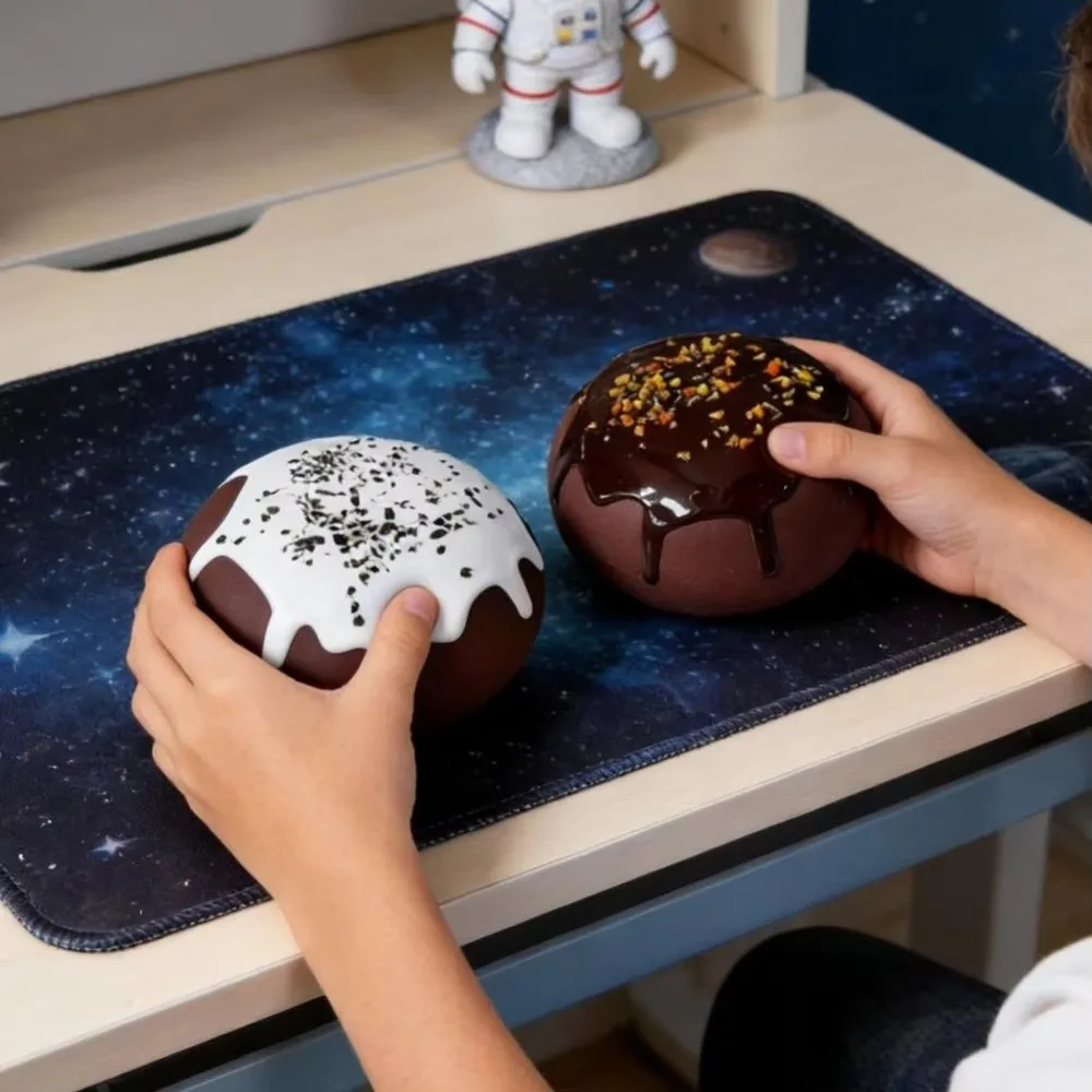 Simulation Bread Model Chocolate Cream Daifuku Squeeze Toy Slow Rebound Realistic Dessert Stress Relief Toy Cute Shaped